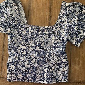 J.Crew Cropped/Fitted Puff Sleeve Blue and White Mermaid design top, Siz…